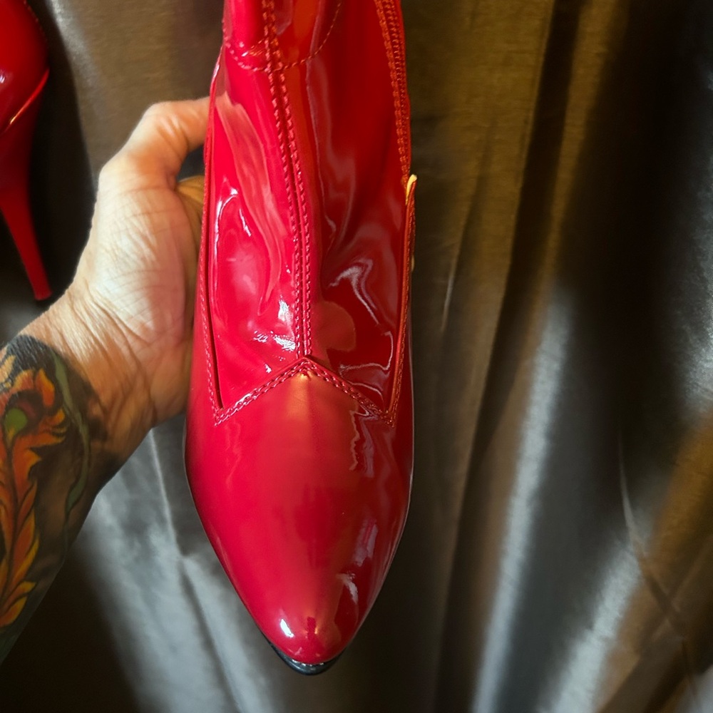 Red Patent Leather Thigh-High Boots - Picture 3 of 9
